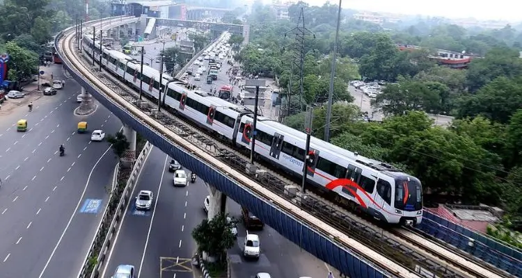 Best Transport Options for Solo Backpackers in Delhi