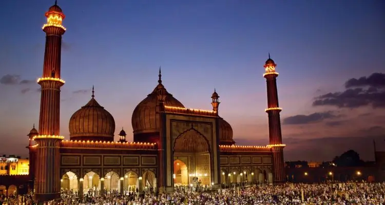 Jama Masjid Delhi Dress Code, Timings & Visitor Guide