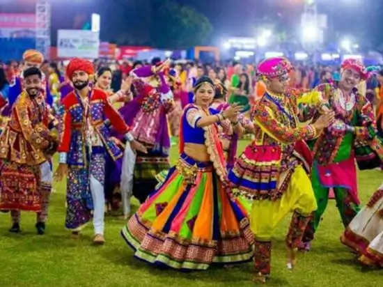 Navratri Garba Gujarat Tour | Dance Festival Packages