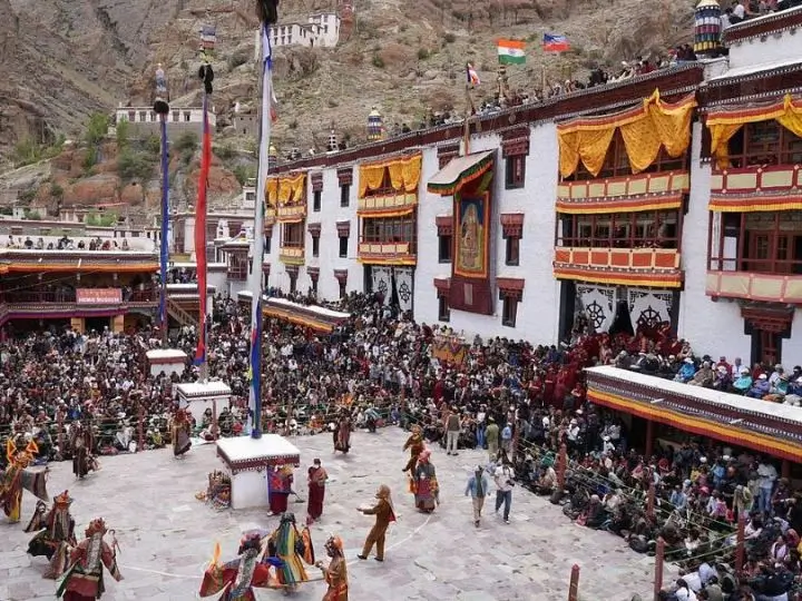 hemis-festival-ladakh
