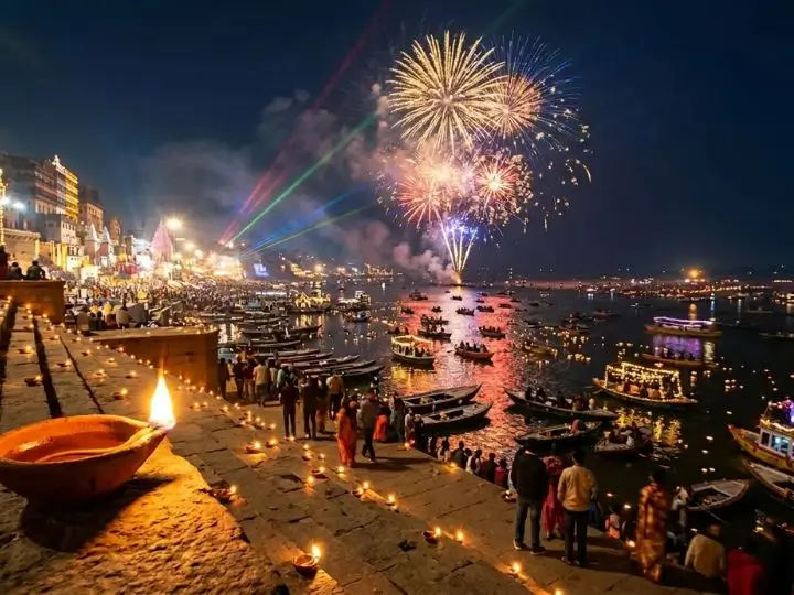 ganga-aarti-and-dev-deepawali-varanasi