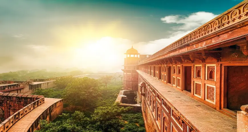 Agra Fort red sandstone architecture