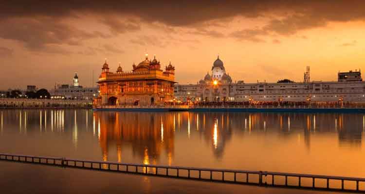 Golden Triangle Tour with Amritsar