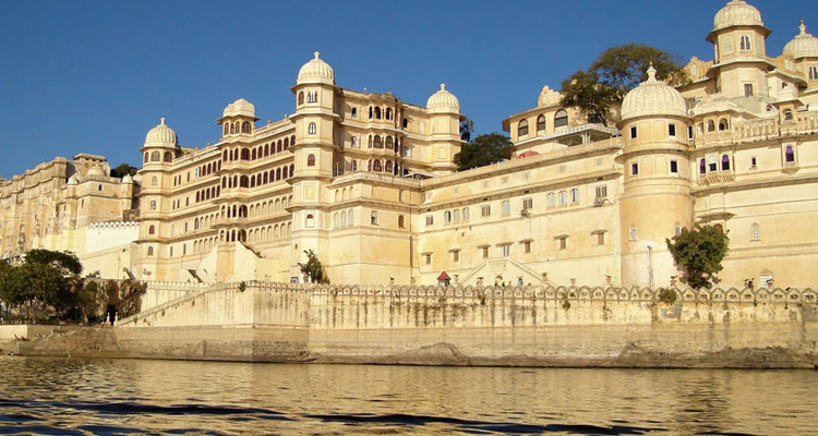 Golden Triangle Tour with Pushkar Jodhpur Udaipur